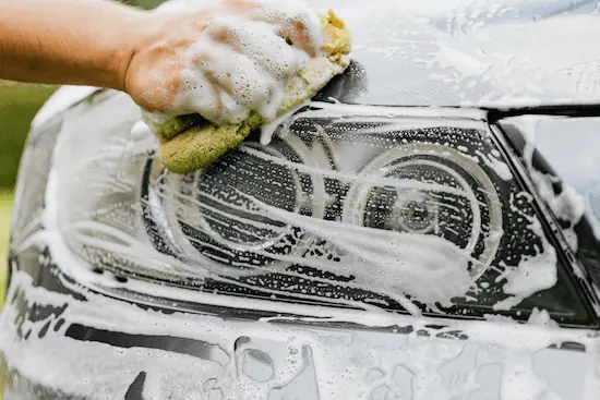 Car exterior snow foam and safe wash using 2 bucket method